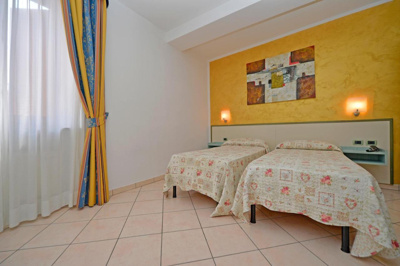 Albergo Valsangone Giaveno Buitenkant foto