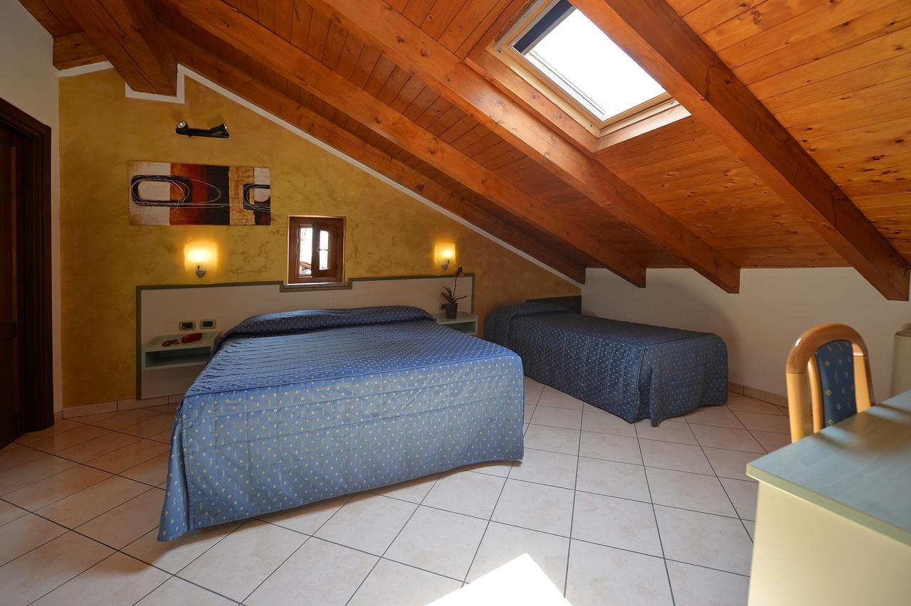 Albergo Valsangone Giaveno Buitenkant foto