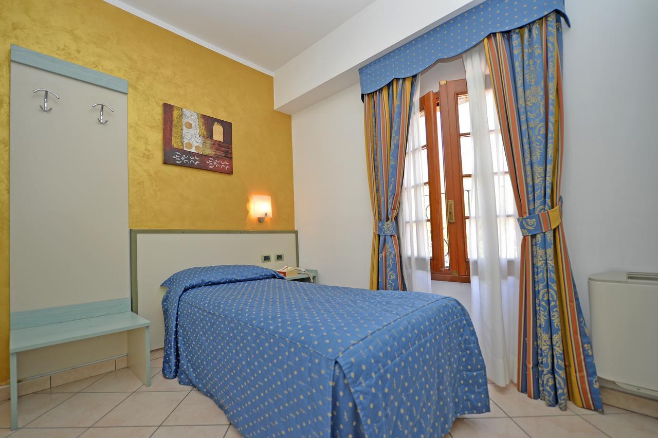 Albergo Valsangone Giaveno Buitenkant foto